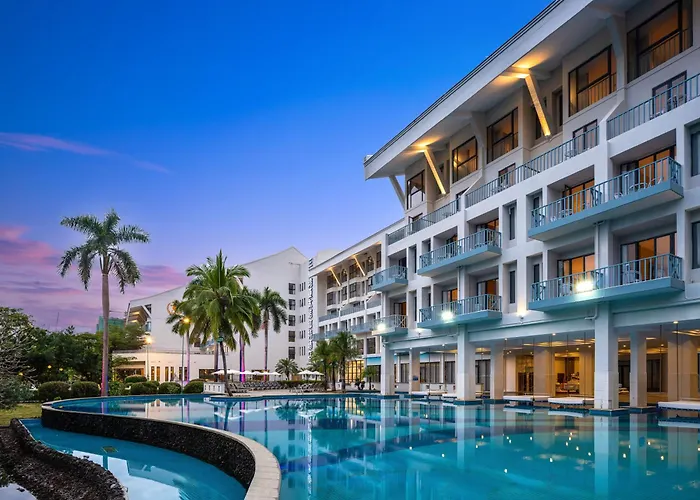 Novotel Sanya Bay Yatai