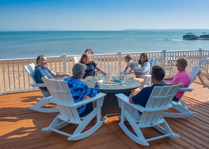 The Beach Haus - Traverse City