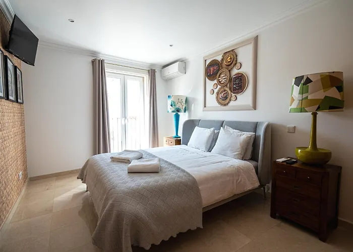 Henri'S Apartments - Pateo De Santo Antonio