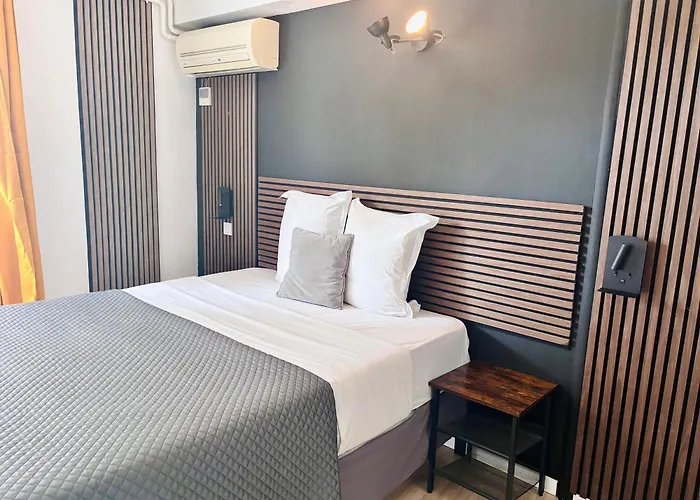 Hotel Brasserie L'Escale A Bergerac