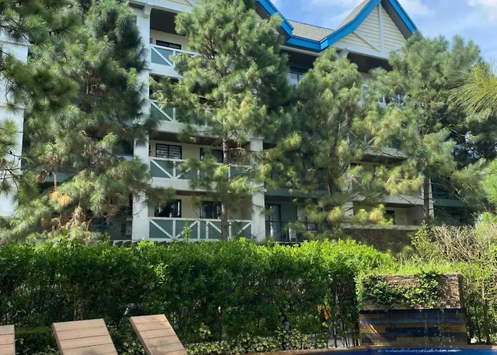 Pine Suites Tagaytay By Crown Asia