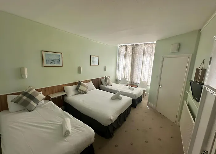 Green Gables Hotel
