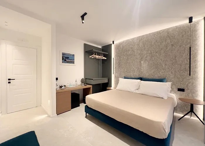 Cefalu Luxury Suite