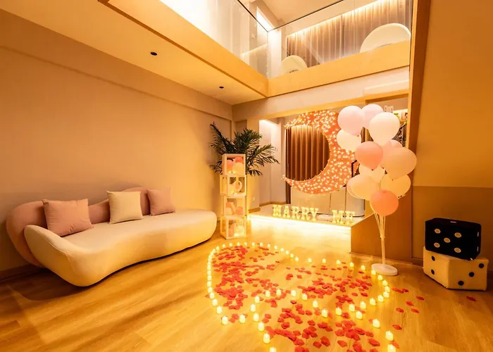 Yayuezhizhen Hotel