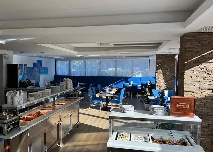 Bassiana Hotel Es Etterem