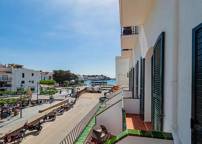 Hostal Marina Cadaques