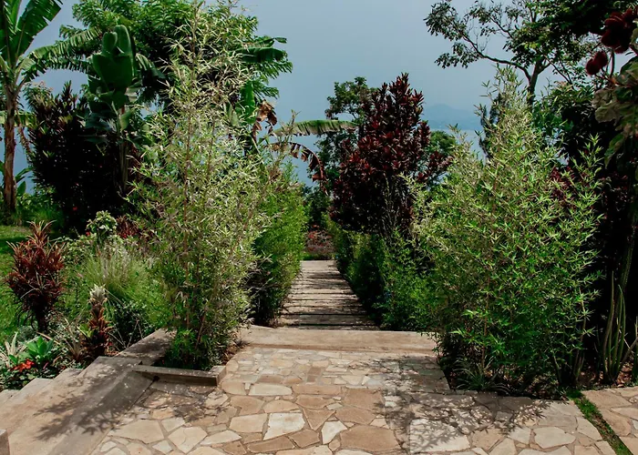 Rubona Hill Lodge