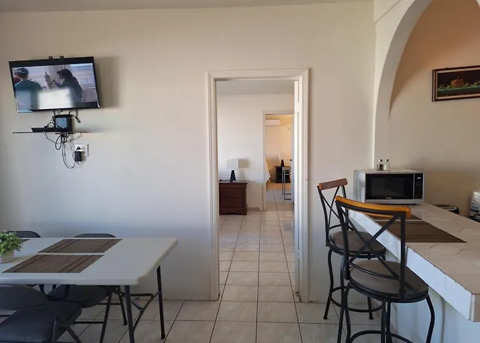 #55 Suite Bungalow Seaside Hotel & Victors Rv Park