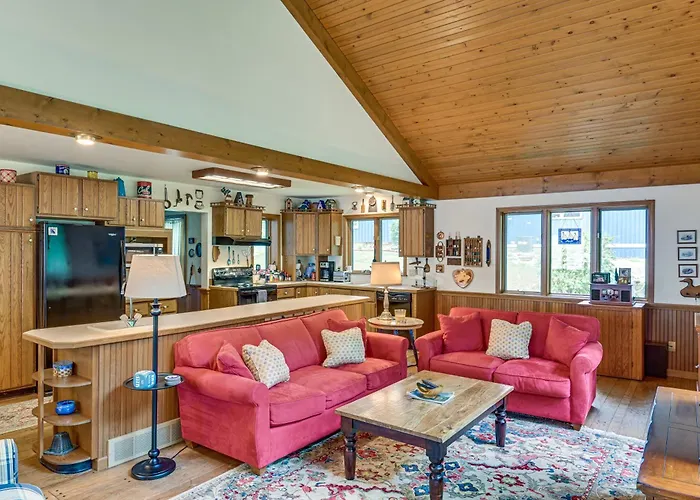 Private Dock & Stunning Views: Corey Lake Getaway!