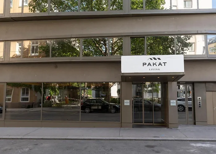 Pakat Suites