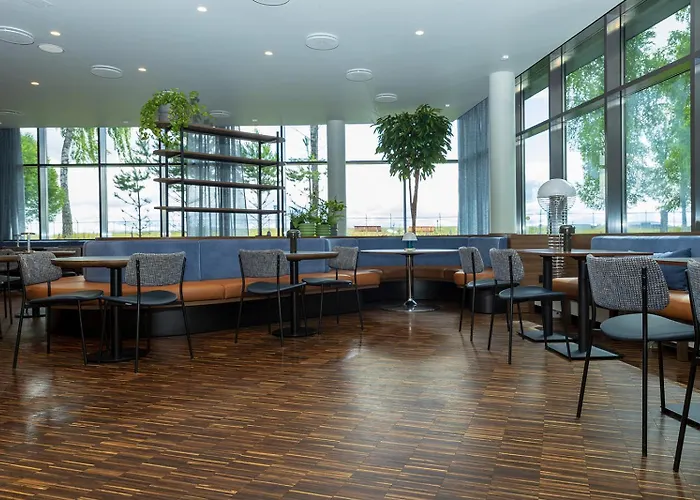 Comfort Hotel Runway
