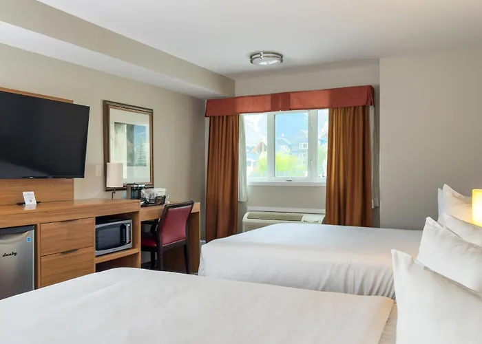 Canmore Inn & Suites