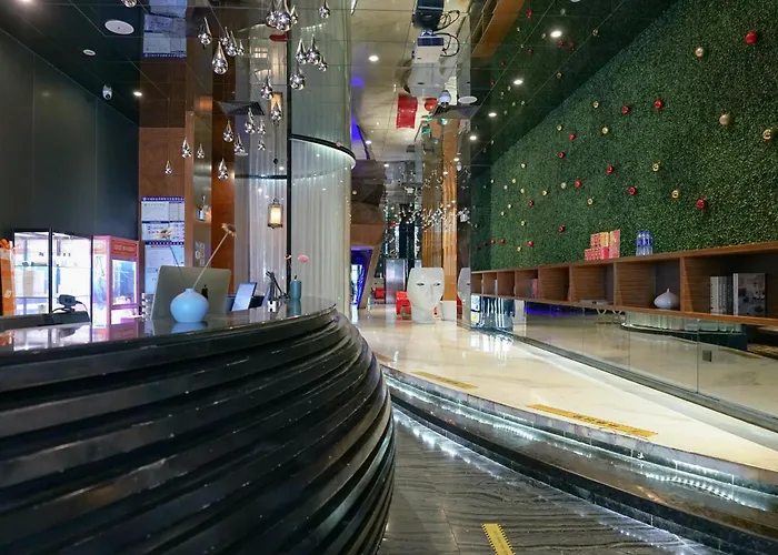 Paco Hotel Tiyuxilu Metro Zhujiang New Town Guangzhou-Free Shuttle Bus For Canton Fair