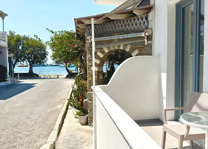 Kirki Rooms By The Sea