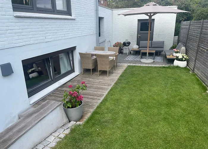 Dock 8 Strande: 50M Bis Zum Strand U. Der Promenade