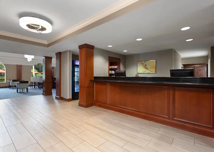 Hawthorn Extended Stay By Wyndham Naples