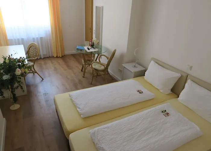 Landhotel Bergischer Hof GmbH Marialinden