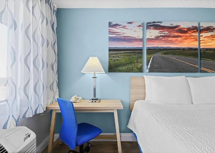 Days Inn By Wyndham Lost Hills