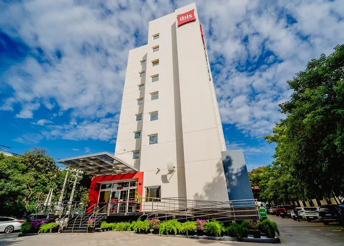 Ibis Asuncion