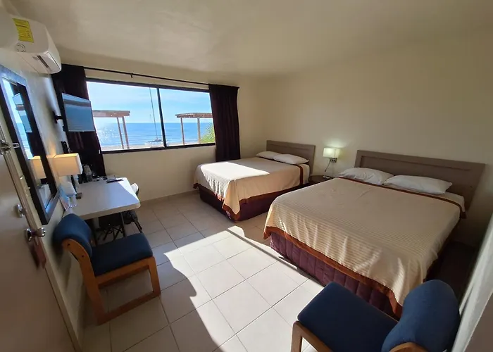 #33 Bungalow Seaside Hotel & Victors Rv Park