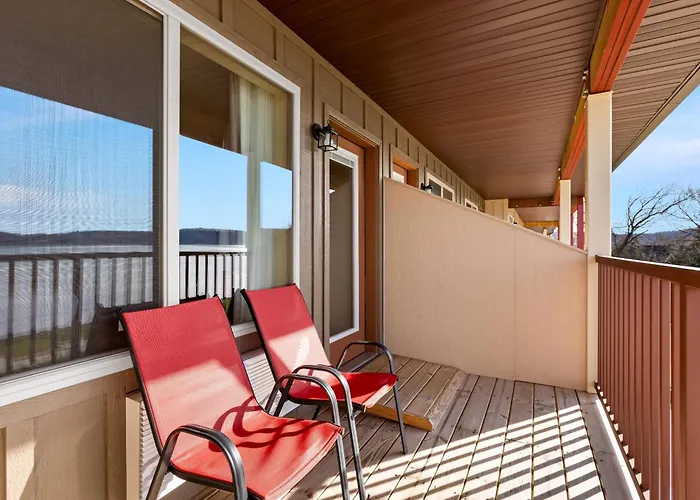 Comfort Inn & Suites Munising-Lakefront
