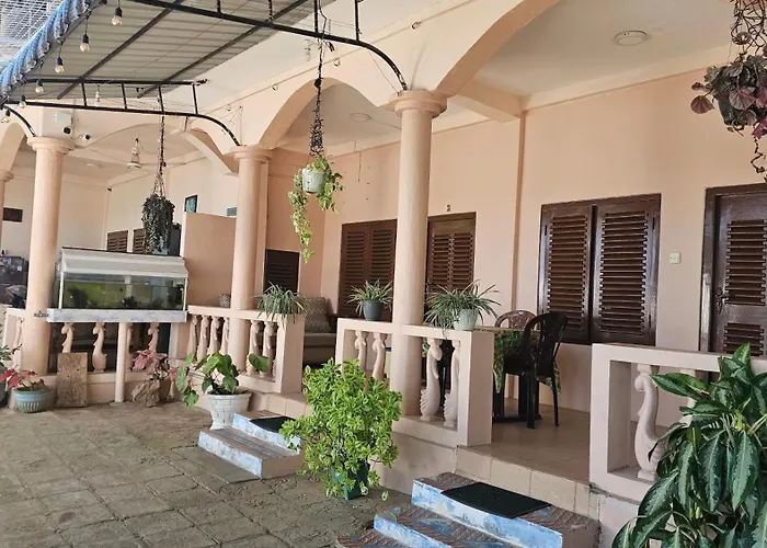 Lagoon Breeze Resort