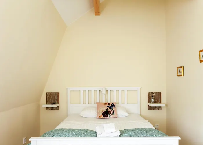 Jaedra Gardshotel