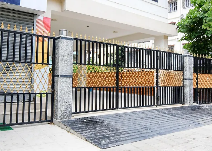 Collection O Axis Mall Road Formerly Moubani Residency