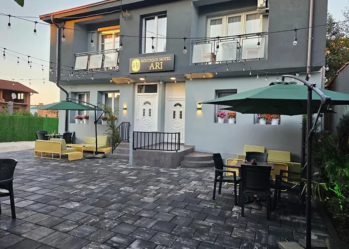 Hotel Ari