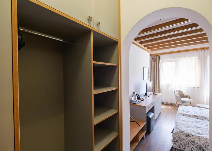 Aparthotel & Restaurant Razlog Spa Included