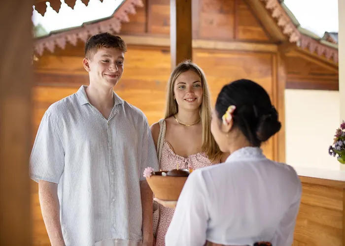 Devani Resort Sidemen