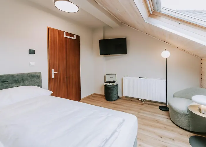 Velotique Hotel Angelika - Self-Check-in