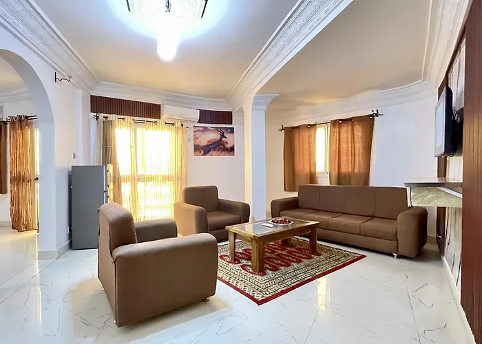 Touraco Suite Hotel Business