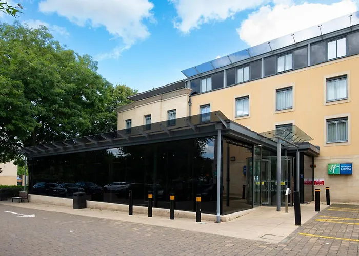 Holiday Inn Express Bath By Ihg