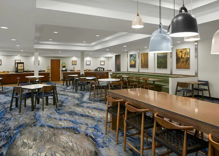 Fairfield Inn And Suites By Marriott South Boston