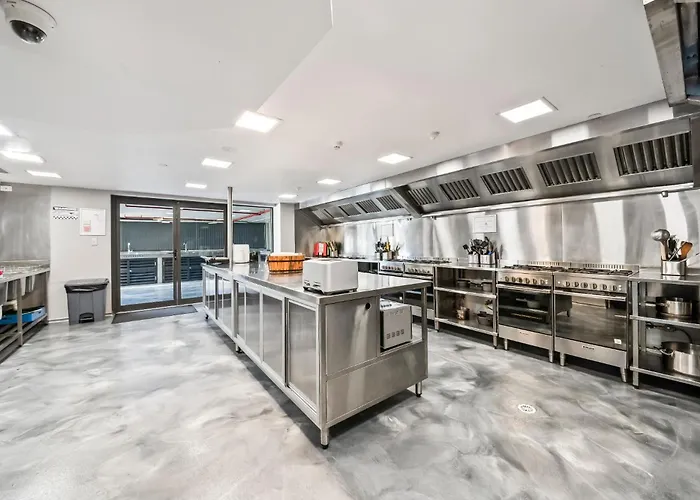 Studio 8 Residences Ryde (Adults Only)