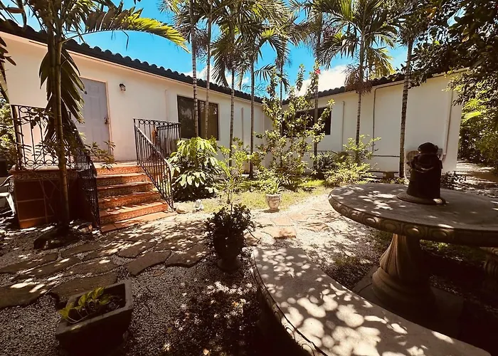 Casa Bugambilia, Miami