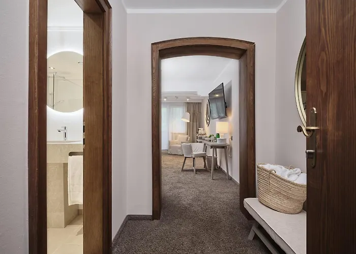 Q! Hotel Maria Theresia