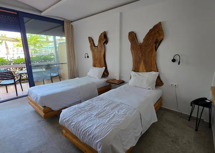 Ianos Hotel