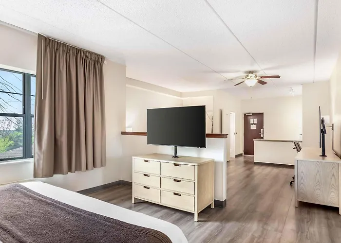 Extended Stay America Suites - Long Island - Melville