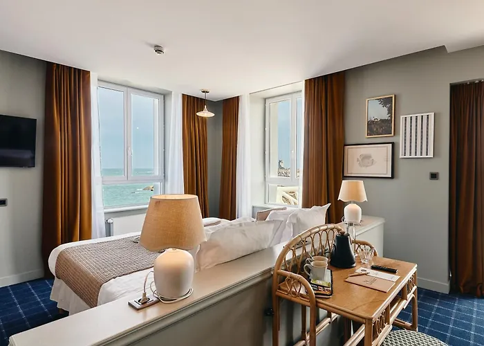 Hotel De La Mer & Spa