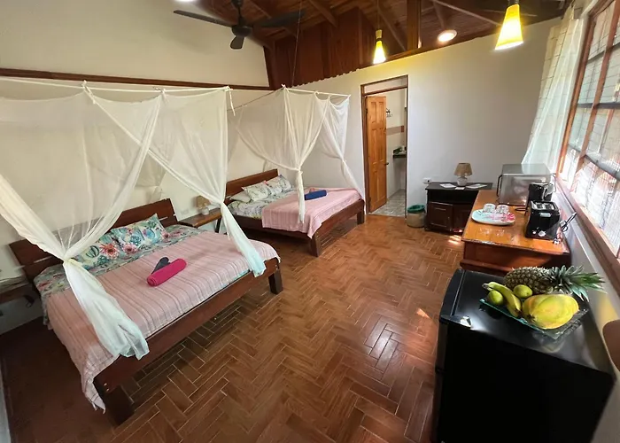Hotel Pura Vida