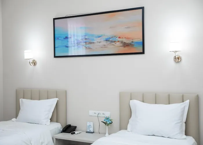 Turon Lux Hotel