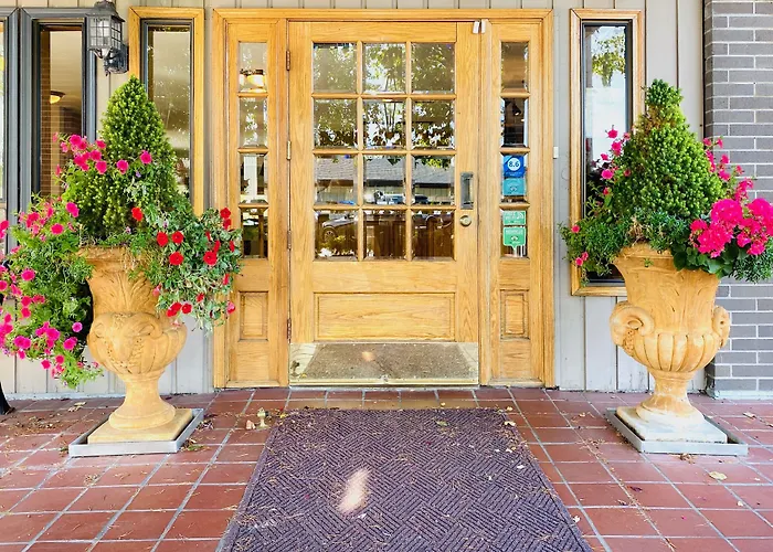 Coachman Inn Oak Harbor