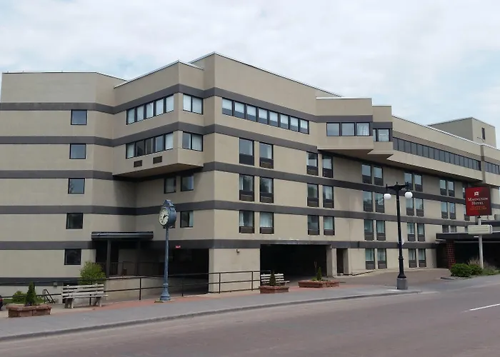 Hampton Inn & Suites Houghton