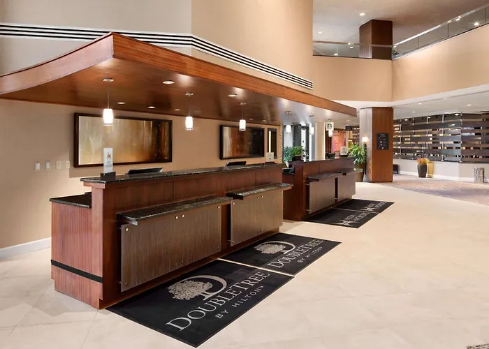 Doubletree By Hilton Hotel & Executive Meeting Center Somerset