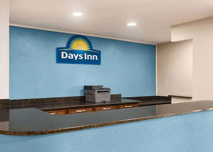 Days Inn By Wyndham Demopolis