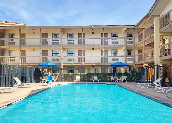 Budget Inn&Suite Atlanta Marietta Stadium