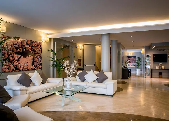 Hotel Executive