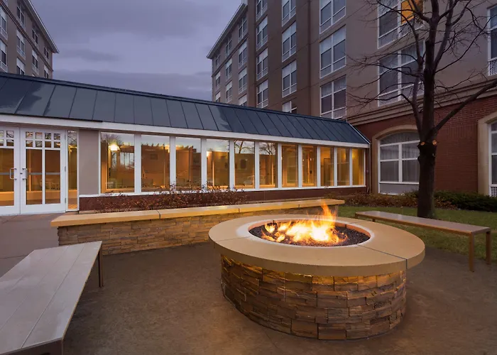 Country Inn & Suites By Radisson, Bloomington At Mall Of America